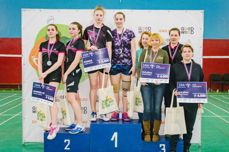 Призёры 16th RSL Open WDB - бадминтон фото